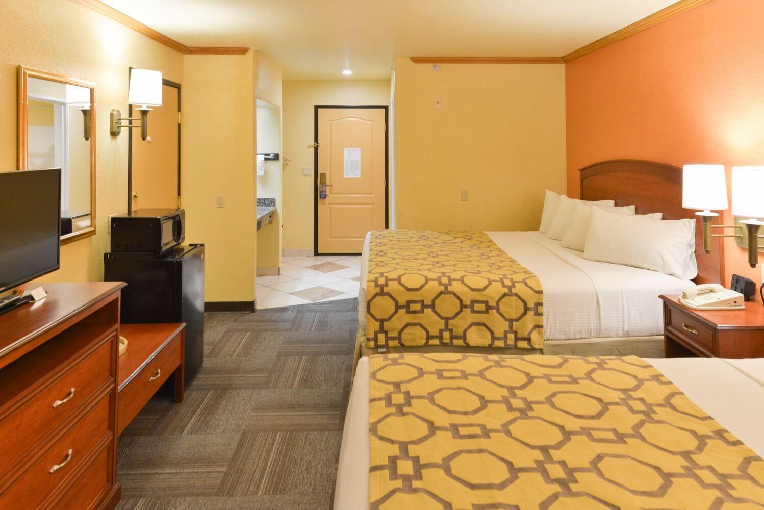 Baymont By Wyndham Garden Of The Gods Colorado Springs Hotel Bagian luar foto