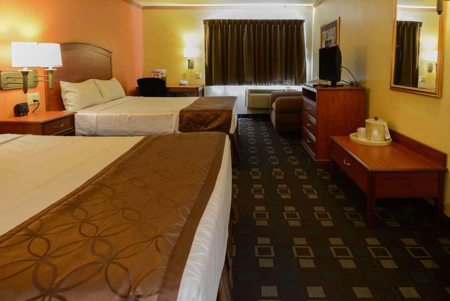 Baymont By Wyndham Garden Of The Gods Colorado Springs Hotel Bagian luar foto